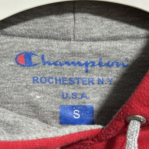 Champion sweater footer red used, size S