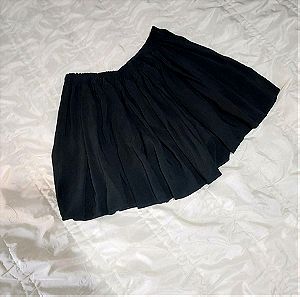 Μαύρη μινι φούστα