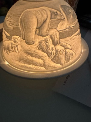 Candle holder like new, beautiful, gypsum