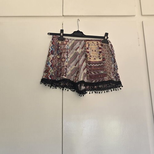 Pink Woman Boho Patterned Shorts Size M with Tassel Trim