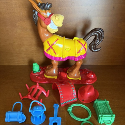 Buckaroo board game like new