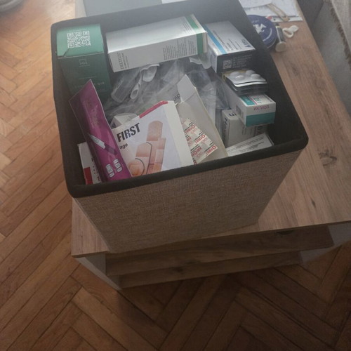 Storage stool like new