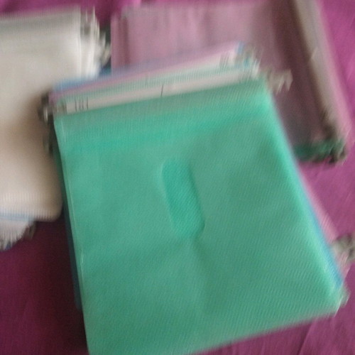 CD and DVD cases like new, pack of 50 homes
