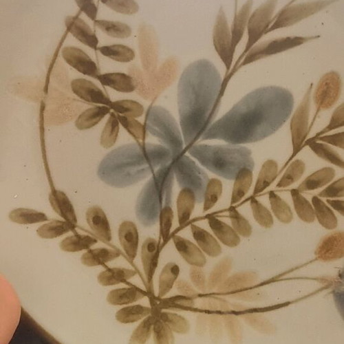 Stoneware Scotland hand-painted ceramic plate like new