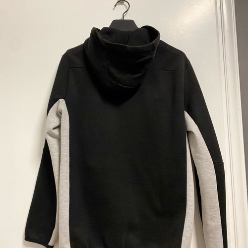 Nike Tech Fleece Jacket like new, size L, black and grey