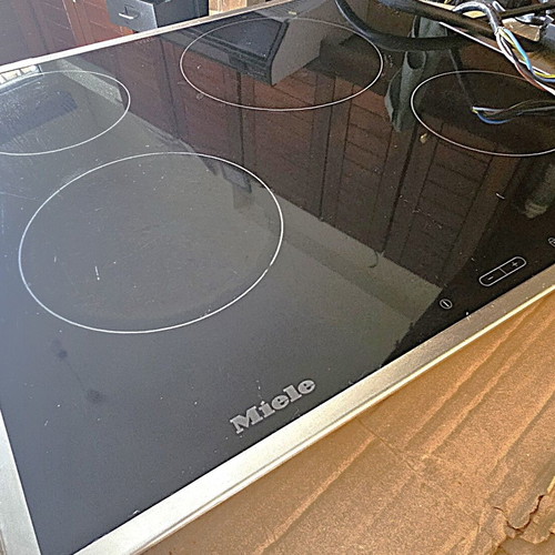 Miele Ceramic Hob 4 Zones with Inox Frame New