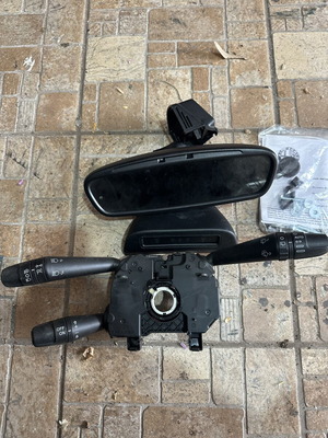 Cruise Control Auto Set Mito/Giulietta Like New with Auto Dimming Mirror and Light/Rain Sensor