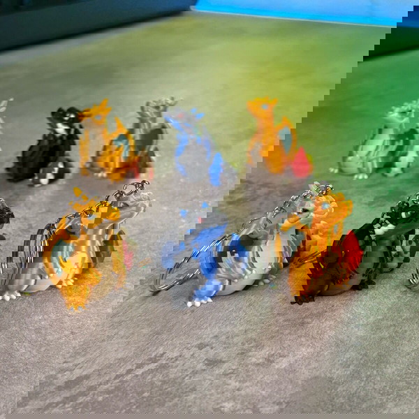 Комплект от 3 ключодържателя Pokémon Charizard