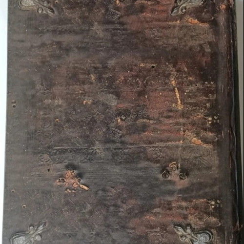New Testament 2001 with velvet case like new, Greek