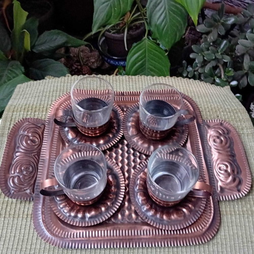 Vintage tea set like new, copper imitation with 4 cups and saucers