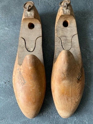 Wooden shoe mold used, vintage