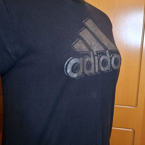 Adidas T-shirt used, size S, black and gold