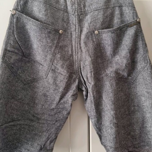 Men's linen summer bermuda shorts like new, gray, size 34
