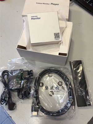 Instone Monitor Player RMP-9011MA new, complete set