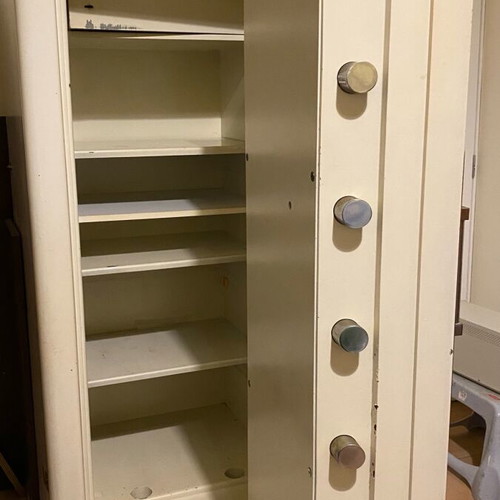 Koronios Safe KS150 professional safe used 150x75x75 cm