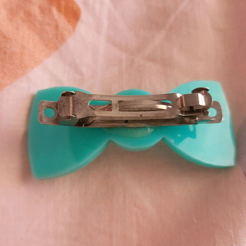 Hair clip barrette with turquoise polka dot bow handmade like new