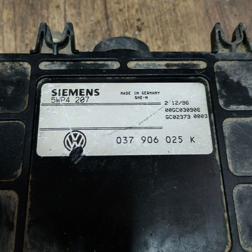 Computer ECU for VW Passat 1995 1.6 used, 037906025K, 5WP4207