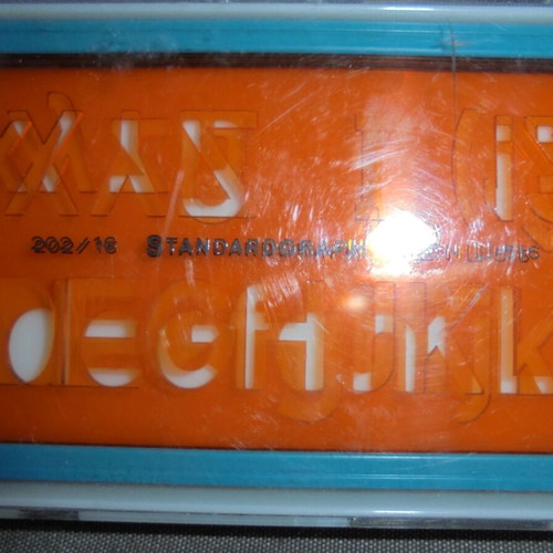 Standardgraph English Letter Stencil new, 2 pieces