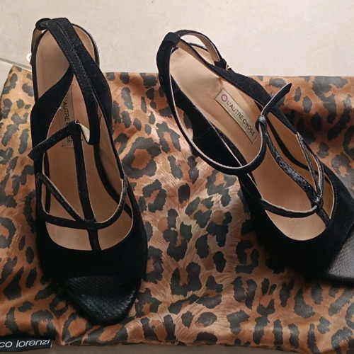 L'autre chose leather sandals size 38 like new