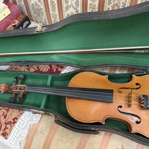 Violin copy Stradivarius