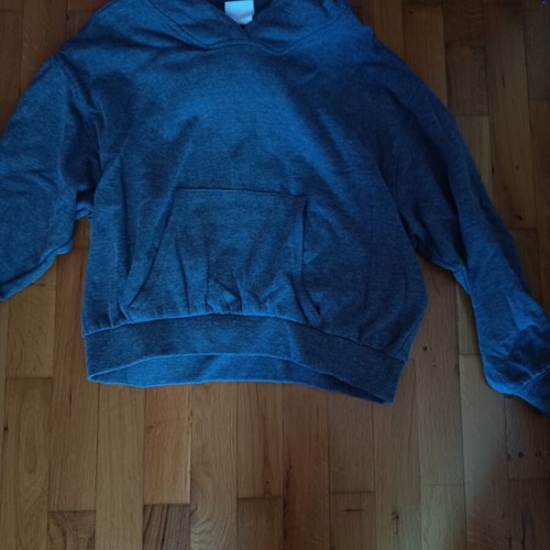 Pull & Bear gray sweatshirt like new