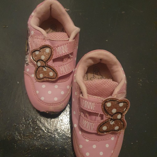 Minnie Mouse children's shoes used, size 21, pink