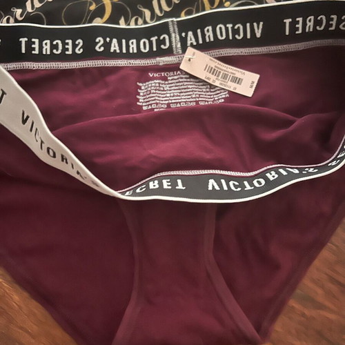 Victoria's Secret underwear set new, pack of 5, medium size