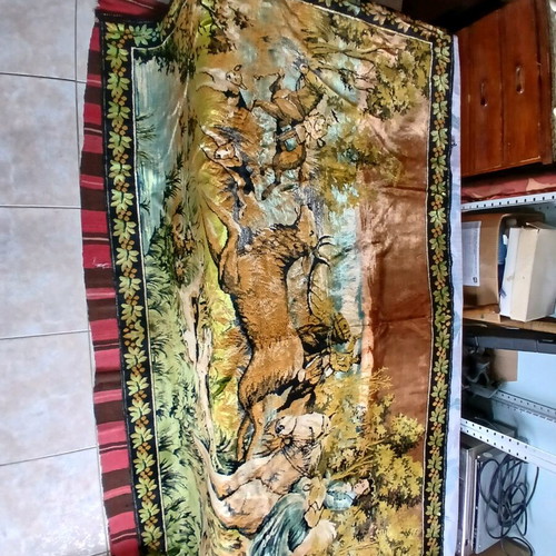 Wall kilim used, dimensions 1.80x1.14 with slight pull