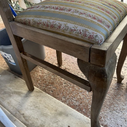 Old chair used with wear