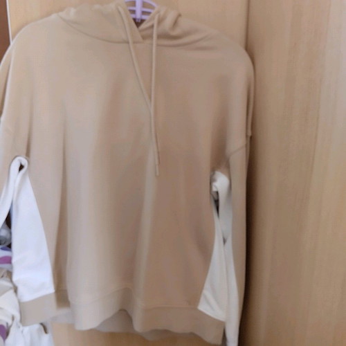 3-Piece Tracksuit Set with Vest like new, size M