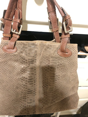Leather handbag large with snake print and adjustable strap brown new