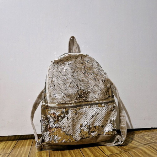 Backpack with pink-gold sequins like new, shiny design