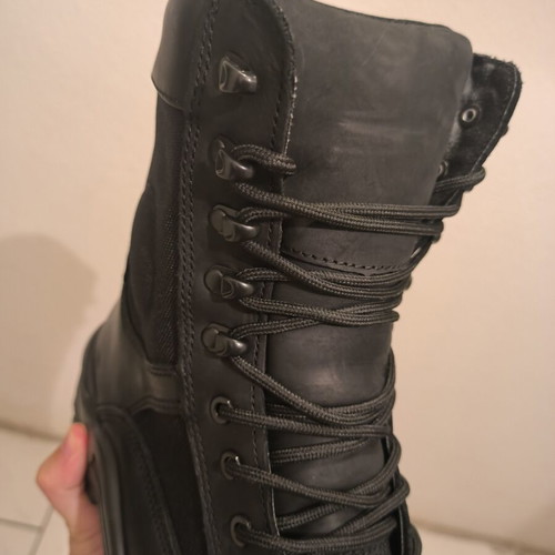 Boots size 44, black, new