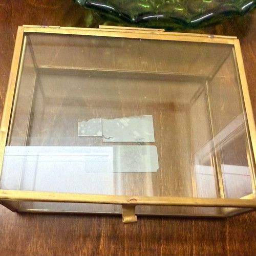 Glass storage box / jewelry box with metal frame