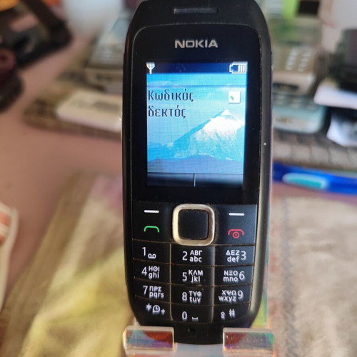 Nokia 1616-2 used with charger and new battery