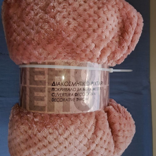 Decorative throw blanket for armchair, pink, popcorn texture