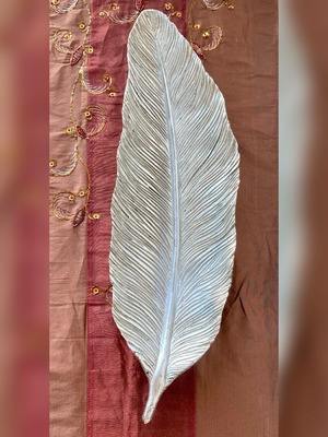Decorative table tray leaf-shaped silver, new