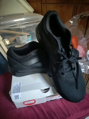 Adidas athletic shoes new, size 42, black