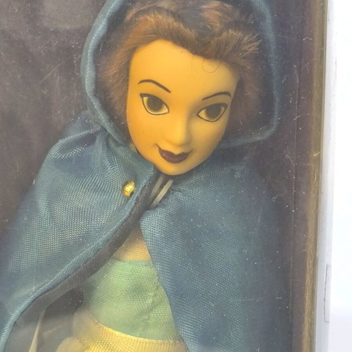 Porcelain doll Belle from DeAgostini collection new