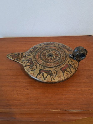 Ceramic handmade lamp of geometric art