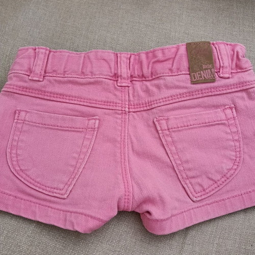 Gap shorts for 3 years old, like new, black and white with pink denim gift