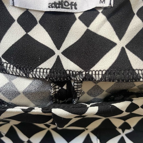 Shorts like new, size M / 38 / 10, with hidden zipper