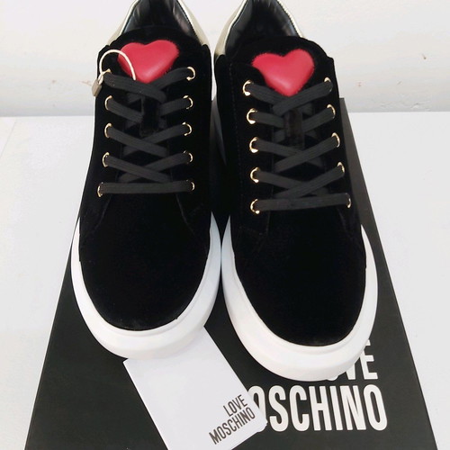 Love Moschino velvet shoes size 39 like new, black sneakers