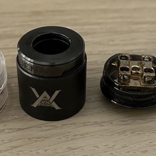 GeekVape Athena Squonk RDA used, gun metal with extra drip tip