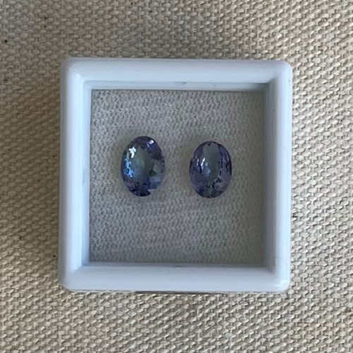 Pair of natural tanzanites 0.85ct & 0.95ct with ALGT certification