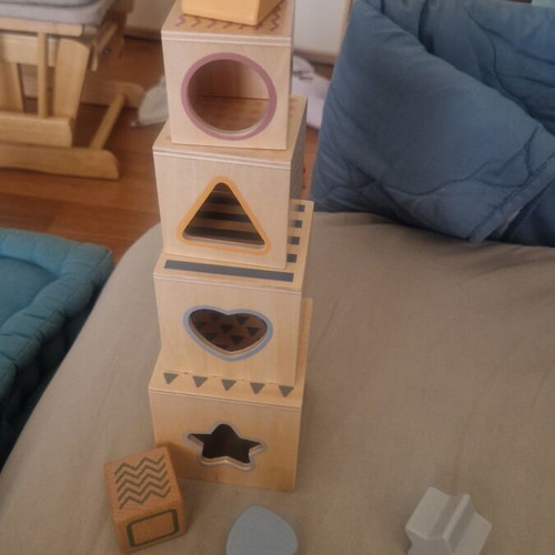 Wooden fine motor skills toy