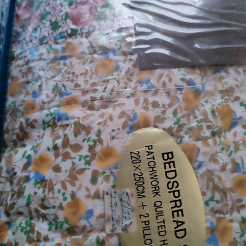 Handmade quilt 2.20x2.50 with two pillows, new, 100% cotton