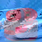 Παιδικά παπούτσια με ρόδες νέα, μέγεθος 37