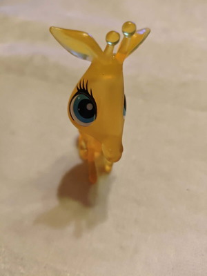 Lps figure used, excellent condition