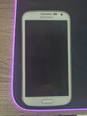 Samsung κινητό σαν καινούργιο, η οθόνη χρειάζεται επισκευή